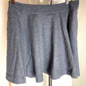 Reformation skirt (Dakota skirt - Charcoal color)